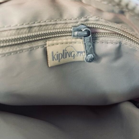 Kipling Crossbody Nylon Purse HOT Pink Handbag Gorilla Keychain Tan Excellent co - Picture 8 of 8